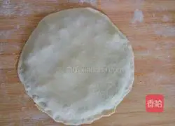 Illustration of how to make dumpling skin version of pie 6