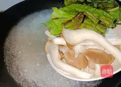 Illustration of making beef balls, oyster mushroom rice noodles 5