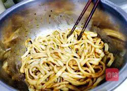 Illustration of how to make sesame sauce noodles 5