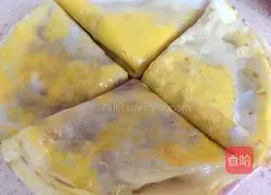 Illustration of how to make egg pancakes 12