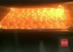 Illustration of how to make Wangzai steamed buns 9