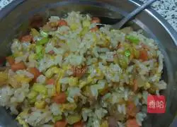 Illustration of how to make egg fried rice 6