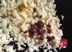 Sister's version of egg fried rice recipe illustration 5