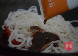 Illustration of Tom Yum Rice Noodles 8