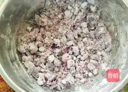 Illustration of how to make purple sweet potato and black sesame glutinous rice balls 7