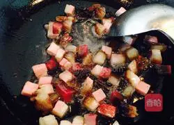 Illustration of how to make bacon fried rice 4