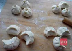 Illustration of how to make cabbage vermicelli steamed buns 8