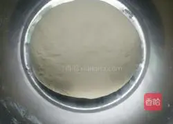 Illustration of how to make cowpea meat buns 3