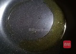 Illustration of how to make spicy egg fried rice 5