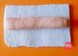 Illustration of how to make carrot and two-color flower steamed buns 7