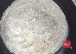 Illustration of how to make shredded potato pancakes 7