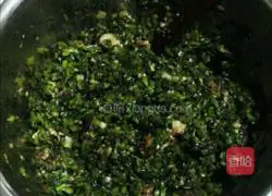 Illustration of how to make chrysanthemum meat buns 4