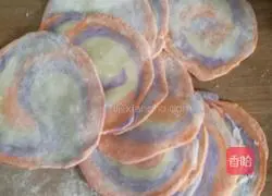 Illustration of how to make colorful dumplings 2