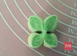 Illustration of how to make cartoon steamed buns 13