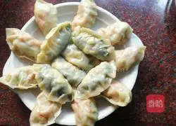 Illustration of how to make fancy dumplings 9