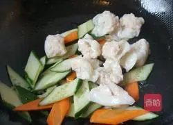 Illustration of how to make fried wontons 7