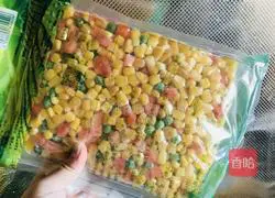 Illustration of how to make curry chicken rice 4