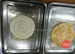 Illustration of how to make sesame sauce donut pancake 3