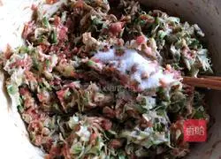 Illustration of how to make Sophora japonica dumplings 7