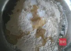 Illustration of how to make gold and silver steamed buns 2