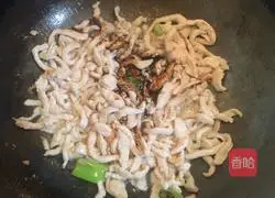 Illustration of how to make fried pancakes 10