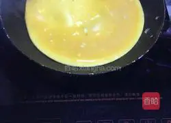 Strawberry Crepe Recipe Illustration 8