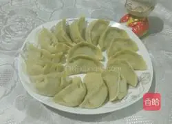Illustration of how to make fennel and meat dumplings 15
