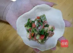 Illustration of how to make fresh meat buns 17