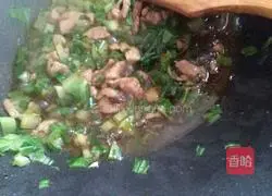 Illustration of how to make small fried noodles 6