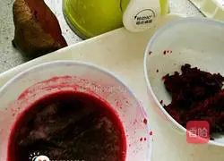 Illustration of how to make rose steamed buns 1