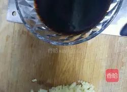 Illustration of making soy sauce fried noodles 2