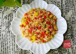 Illustration of how to make pastoral pineapple fried rice 7