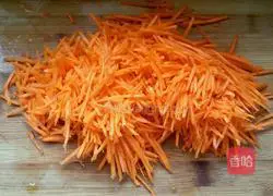 Illustration of how to make beef and carrot stuffed buns 3