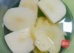 Illustration of how to make fruit pancakes 2