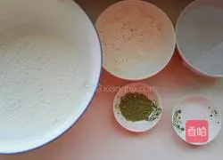 Baicai Illustration of how to make dumplings (matcha version with mutton and carrot stuffing) 1