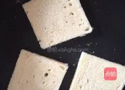 Illustration of how to make egg sandwich 4