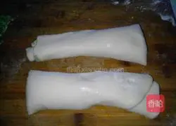 Illustration of how to make egg and green onion cake 6