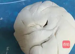 Illustration of how to make prune cakes 3