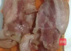 Illustration of how to make breakfast sandwiches 6