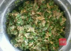 Illustration of how to make dumplings stuffed with beans and meat 6