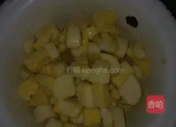 Illustration of how to make fried steamed buns 3