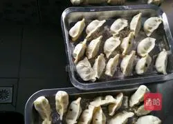 Illustration of how to make steamed dumplings 6