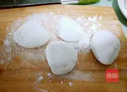 Illustration of how to make shrimp and carrot cake 3