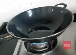 Illustration of how to make chili powder and egg fried rice 4