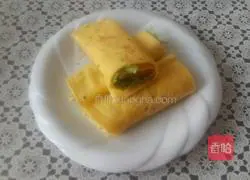 Golden Egg Pancake Recipe Illustration 5