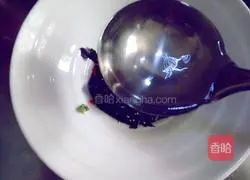 Illustration of how to make wontons 20