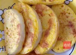 Illustration of how to make golden egg steamed bun slices 9