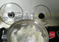 Pork and Fennel Dumplings Recipe Illustration 12