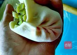 Illustration of how to make kidney bean buns 13