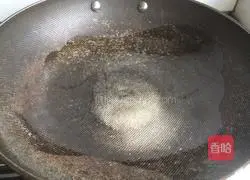 Illustration of how to make egg fried rice 9